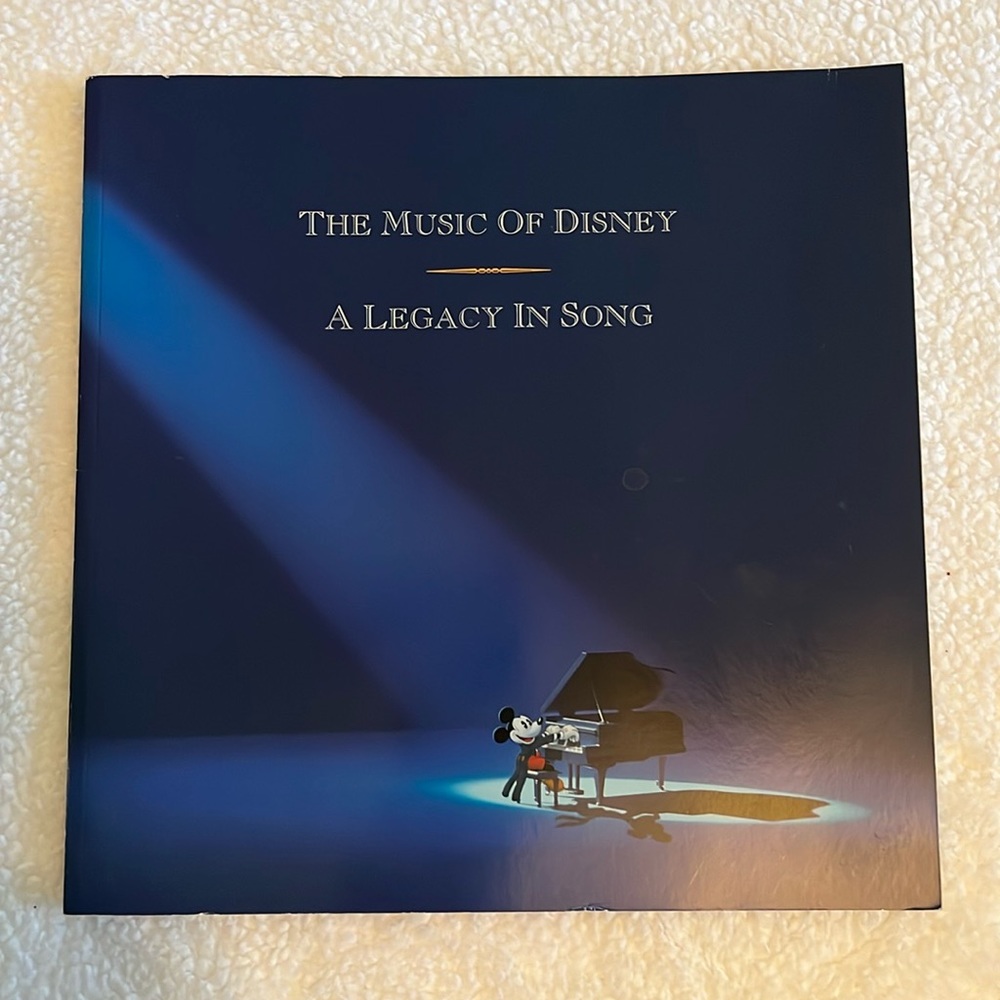 The Music Of Disney A Legacy In Song -Disney book vintage 1992